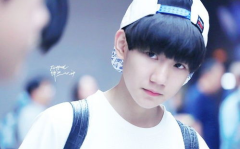 王源娱乐圈吃瓜爆料视频,揭秘明星幕后故事